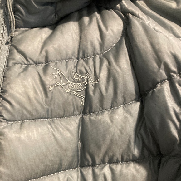 Arc'teryx Hooded Down Jacket / S - Picture 3 of 6